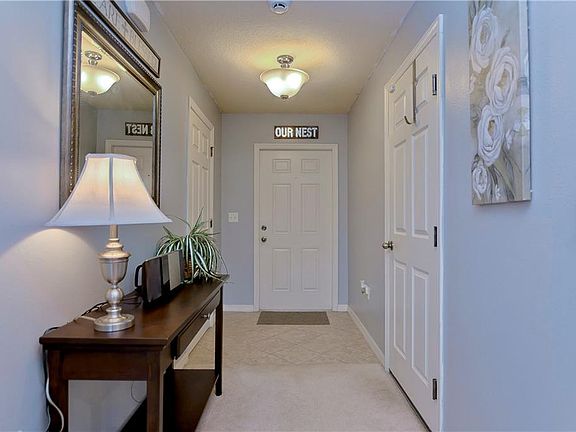 4th image of 2759 Birchcreek Dr