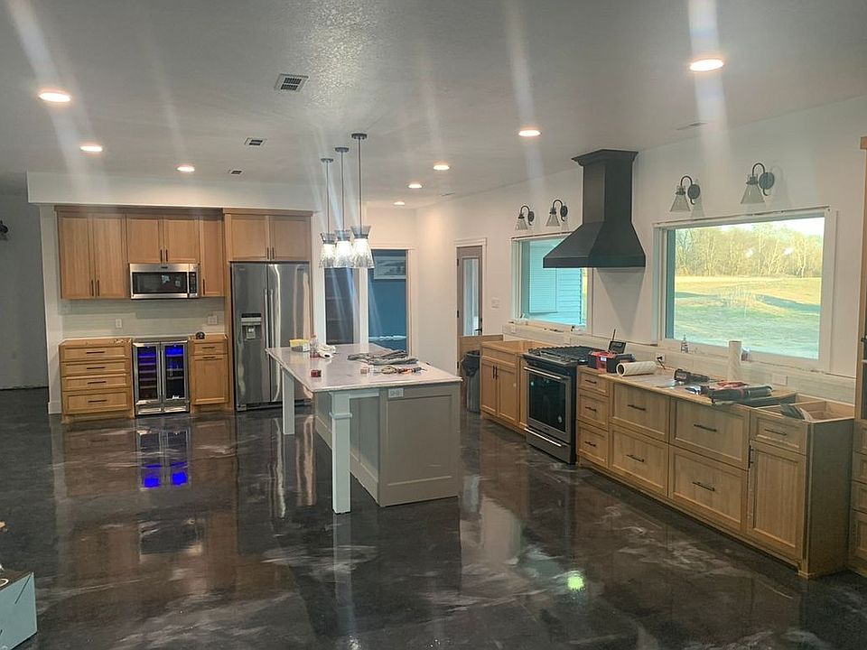 Kitchen.  Epoxy floors 