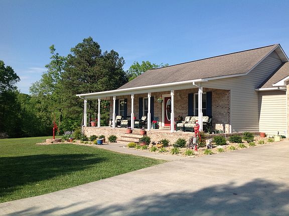 2nd image of 176 Amanda Dr