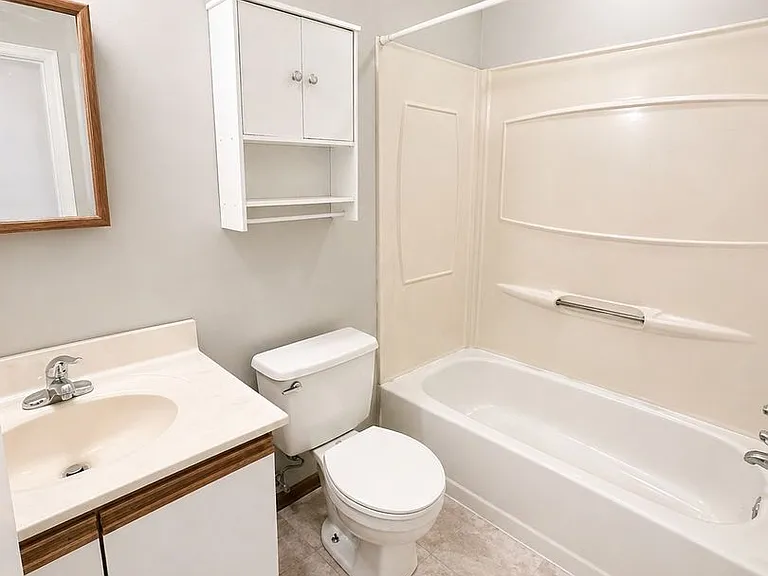 233 Ridgewood Ave — Photo 7