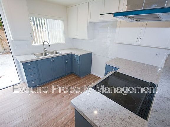 5th image of 5410 Driftwood St #B