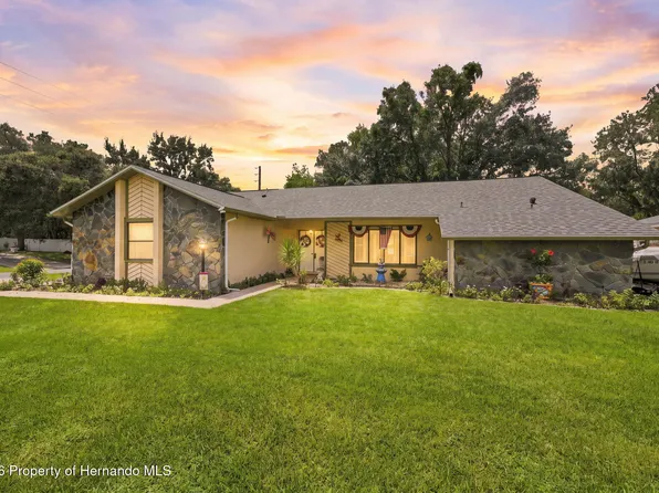 4292 Elwood Rd, Spring Hill, FL 34609