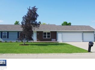 W5308 Linden Hill Dr, APPLETON, WI 54915