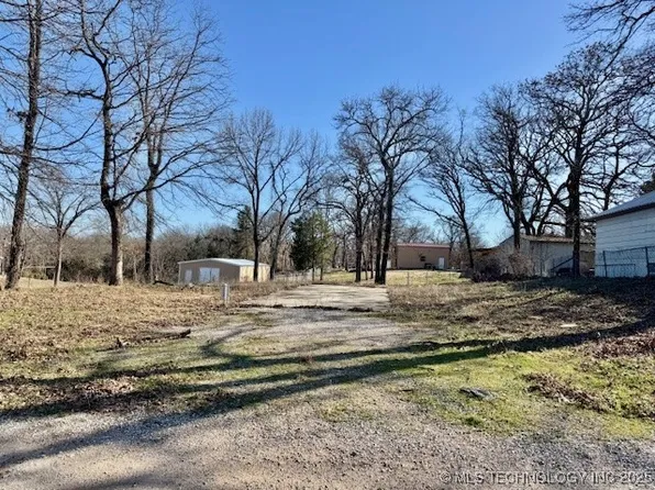 1506 Pin Oak Rd, Kingston, OK 73439