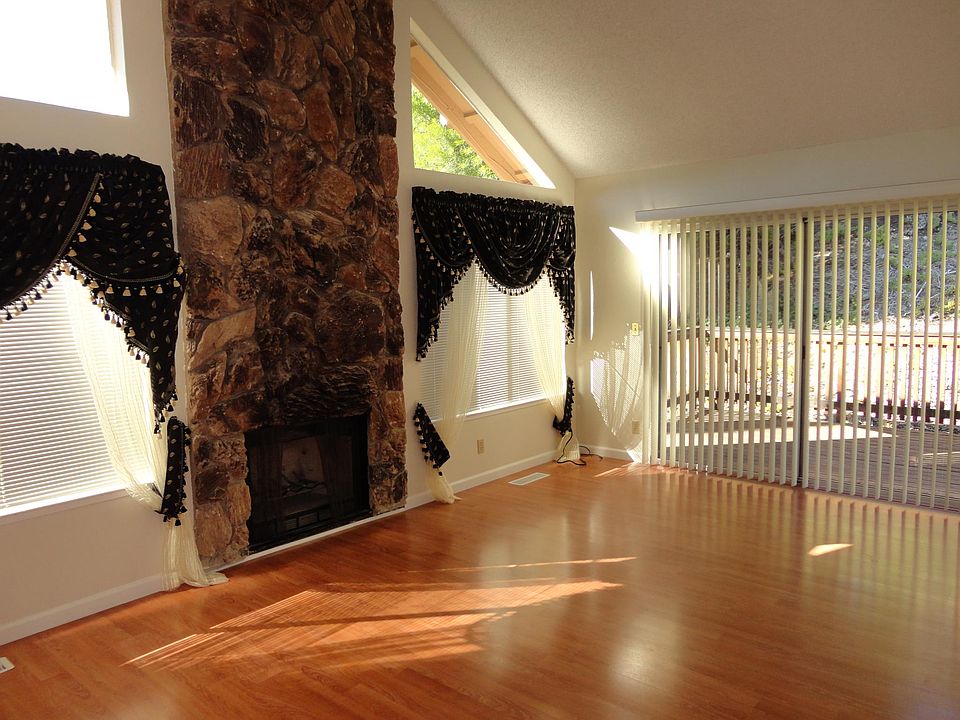 1st image of 359 Otono Ct