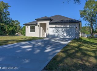 132 Caracas Rd, Debary, FL 32713