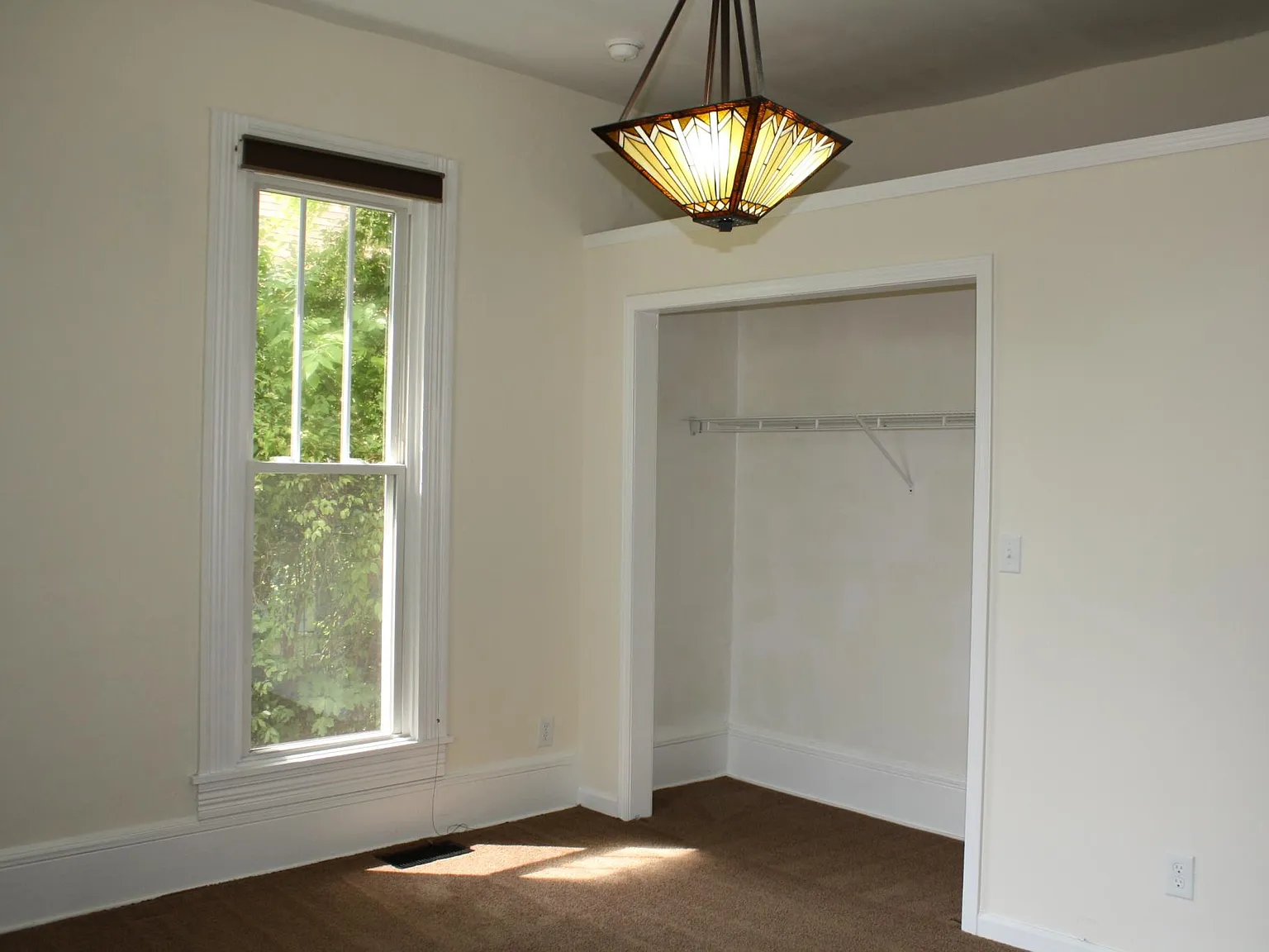 5 bed, 2534 sqft, $6,750 — Photo 4