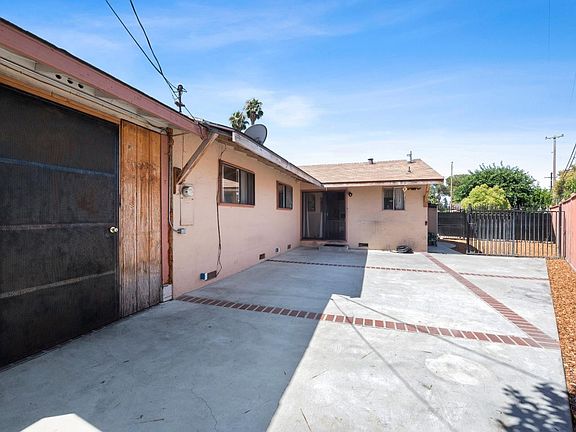3rd image of 774 Galahad Ave