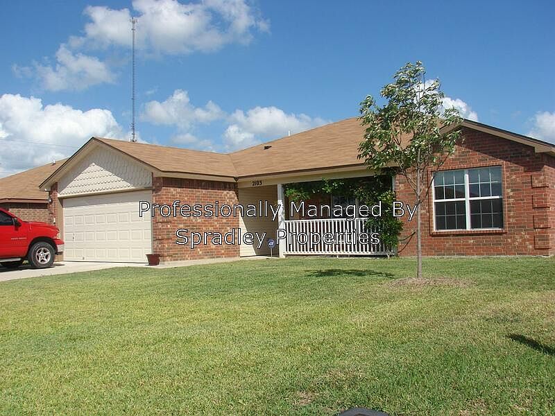 1st image of 2103 Independence Ct