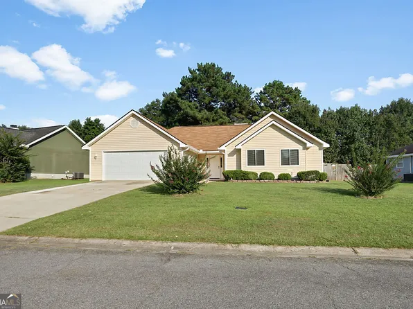 731 Gateway Dr, Bonaire, GA 31005