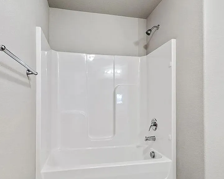Haden Holly Station - Duplexes & Townhomes in Siloam Springs, AR — Photo 28