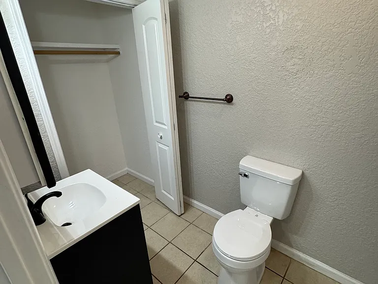 4400 Draper Rd — Photo 7