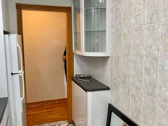 3rd image of 65-40 108th St #6H
