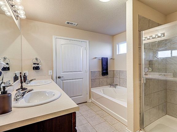 5th image of 11723 Faldo Way
