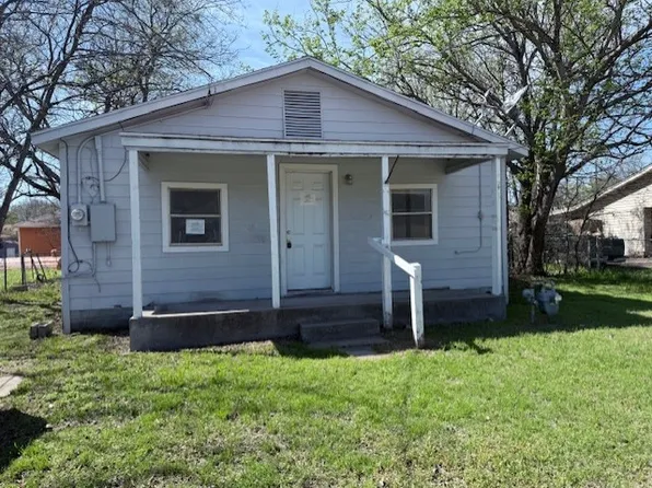 311 Elmo St, Cleburne, TX 76031