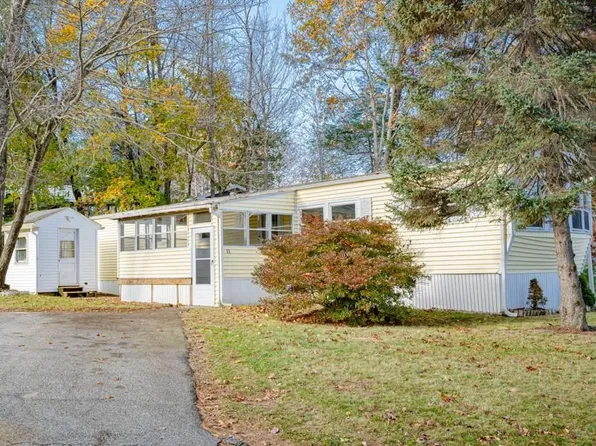 11 York Street, Nashua, NH 03063