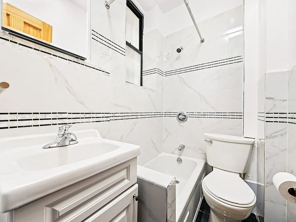 2nd image of 284 Mulberry St #5B