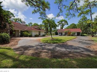 511 Gordonia Rd, Naples, FL 34108
