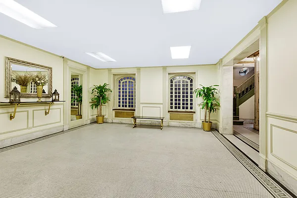 Rented by Cooper & Cooper Real Estate | media 37