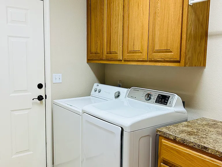 15 Mills Dr — Photo 16