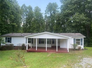 237 Red Oak Dr, Stokesdale, NC 27357