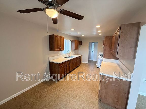 5th image of 1225 Swain St