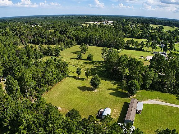 3rd image of 814 County Road 642