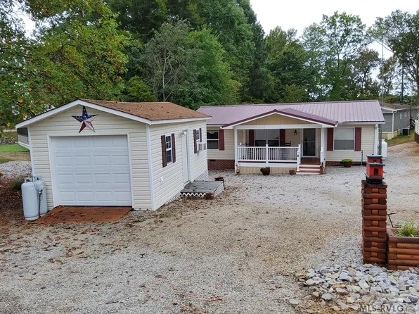 10 Forest Trl, Bracey, VA 23919