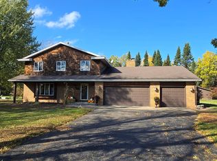 812 Eastview Dr, Antigo, WI 54409