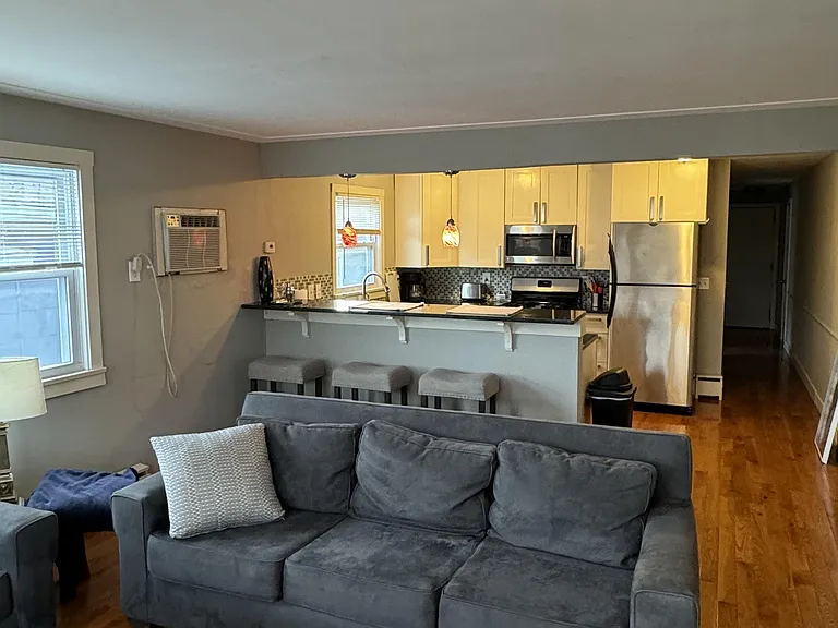 3312 Pleasant Ave #4 — Photo 3