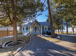 138 Nicholson Point Rd, Loyalist, ON K0H1G0