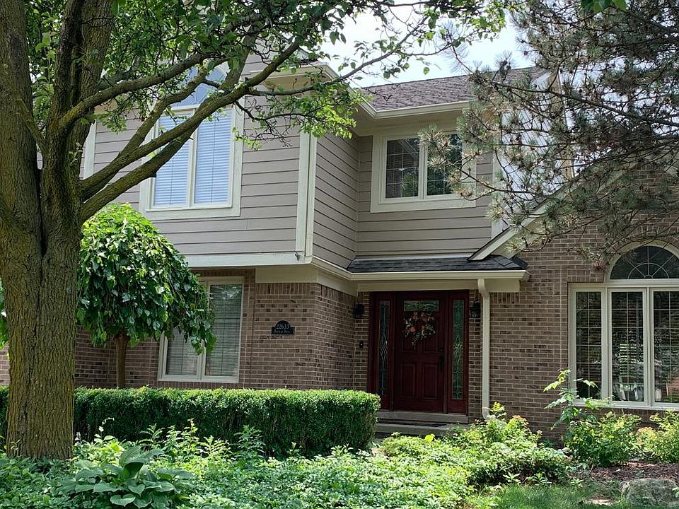 1st image of 22633 Bertram Dr