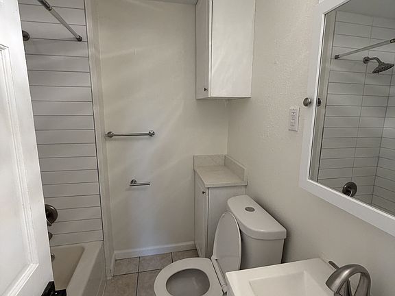 5th image of 4345 W 48th St