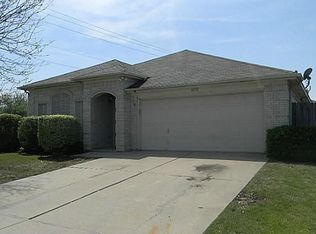 6212 Twin Maple Dr, Arlington, TX 76018
