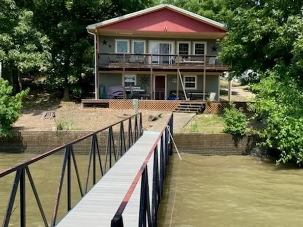 32064 Venture Rd, Stover, MO 65078