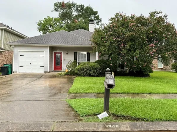 3932 E Bamboo Dr, Harvey, LA 70058