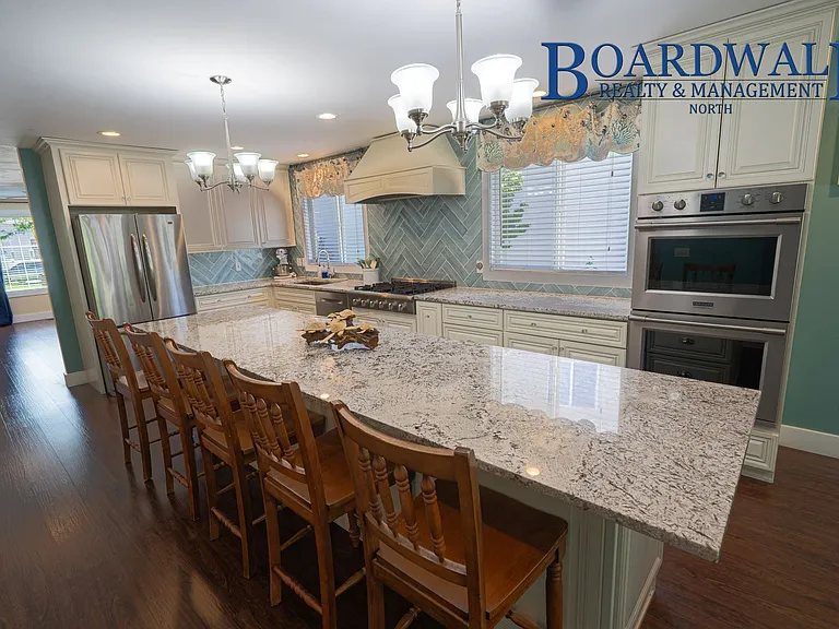 1704 Saint Andrews Dr — Photo 42