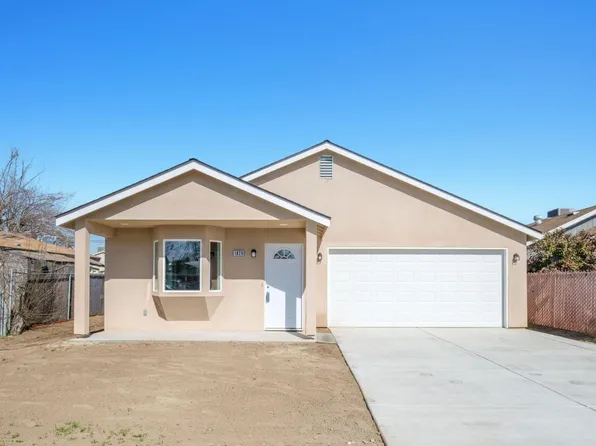 1020 Waterman Ave, Fresno, CA 93706