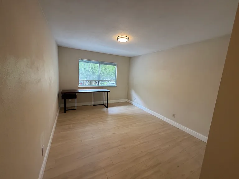 5410 Makati Cir — Photo 35