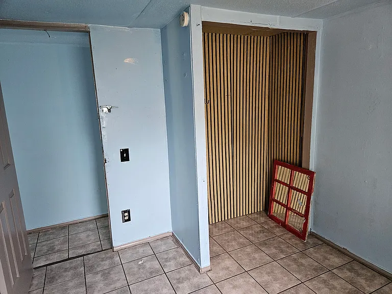511 E Oakdale St #20 — Photo 5