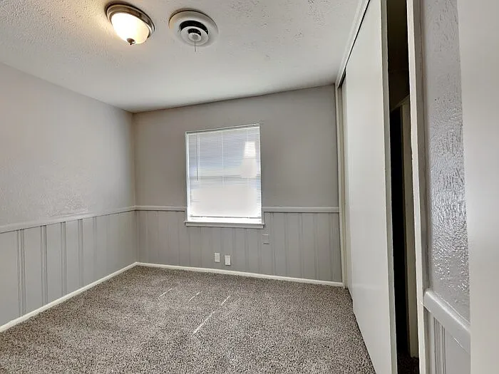 2126 Ridgeway St — Photo 15