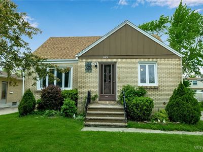 192 Diane Dr, Cheektowaga, NY, 14225
