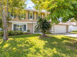 1623 Shady Leaf Dr, Valrico, FL 33596