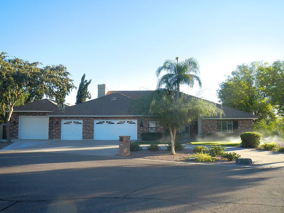 1st image of 243 W Jeanine Dr