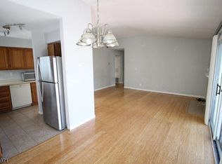 48 Pine Ct, Bedminster, NJ 07921