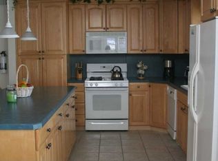 10 Albright Rd, Beach Haven, NJ 08008