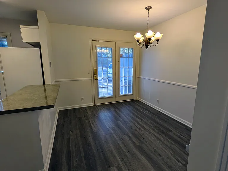 510 Basswood Ave #4 — Photo 5