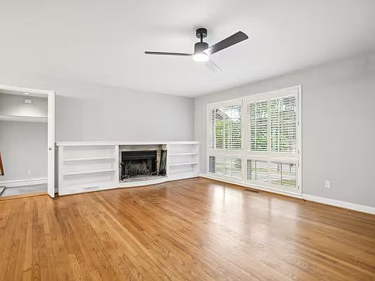 2nd image of 3408 Cherry Ln