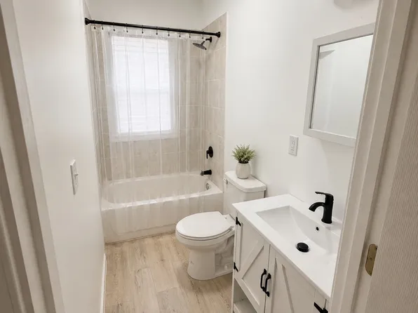 (undisclosed Address), Brooklyn, MD 21225