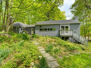 98 Mount Airy Rd, Croton On Hudson, NY 10520